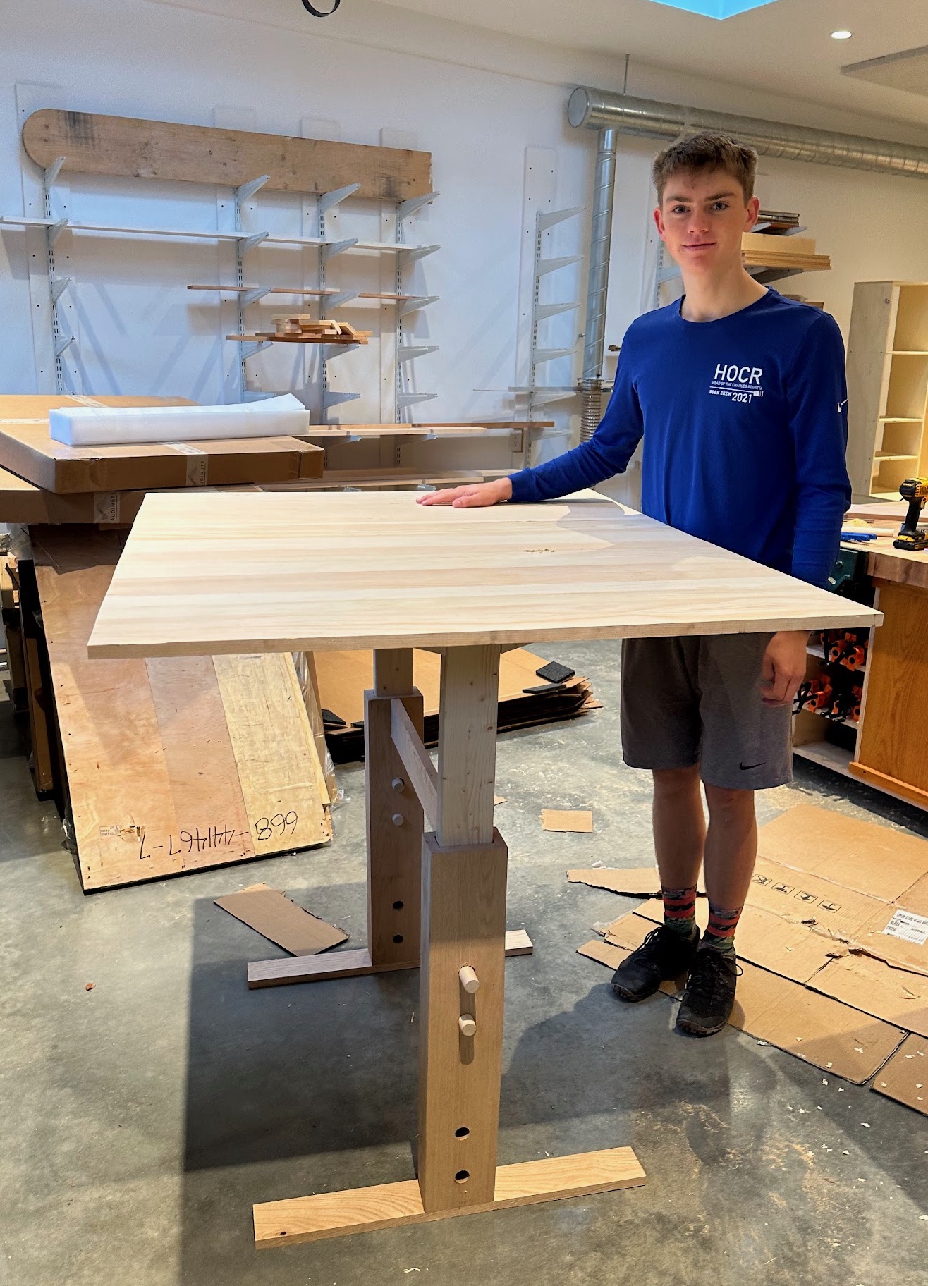 Puzzle Club Table